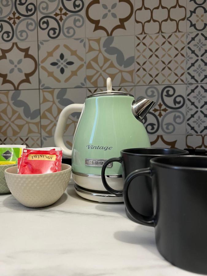 Stylish Apartment 3 Km Away From Duomo - Netflix, Wi-Fi, All Comforts Included 밀라노 외부 사진
