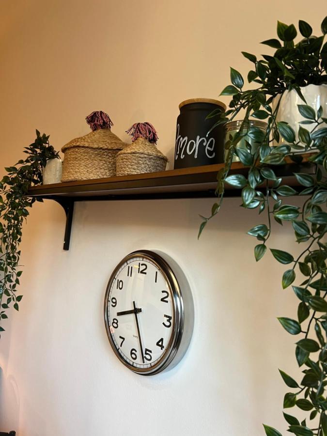 Stylish Apartment 3 Km Away From Duomo - Netflix, Wi-Fi, All Comforts Included 밀라노 외부 사진
