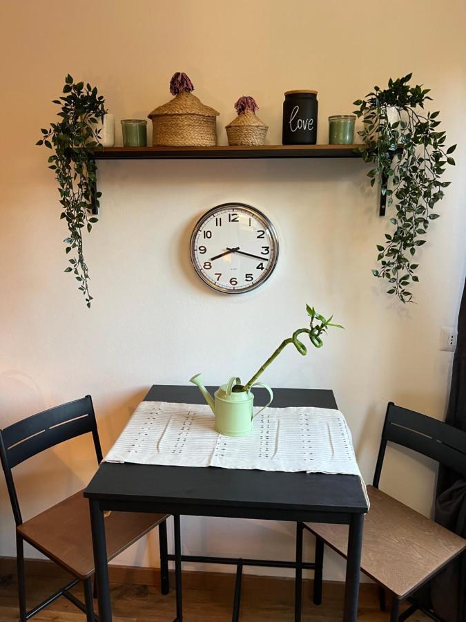 Stylish Apartment 3 Km Away From Duomo - Netflix, Wi-Fi, All Comforts Included 밀라노 외부 사진
