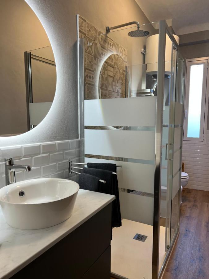 Stylish Apartment 3 Km Away From Duomo - Netflix, Wi-Fi, All Comforts Included 밀라노 외부 사진