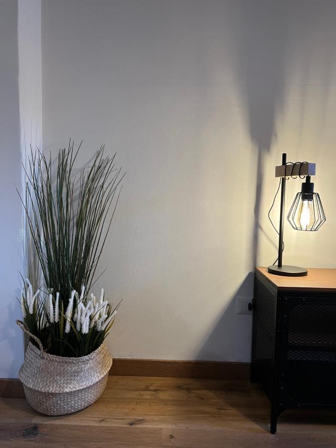 Stylish Apartment 3 Km Away From Duomo - Netflix, Wi-Fi, All Comforts Included 밀라노 외부 사진