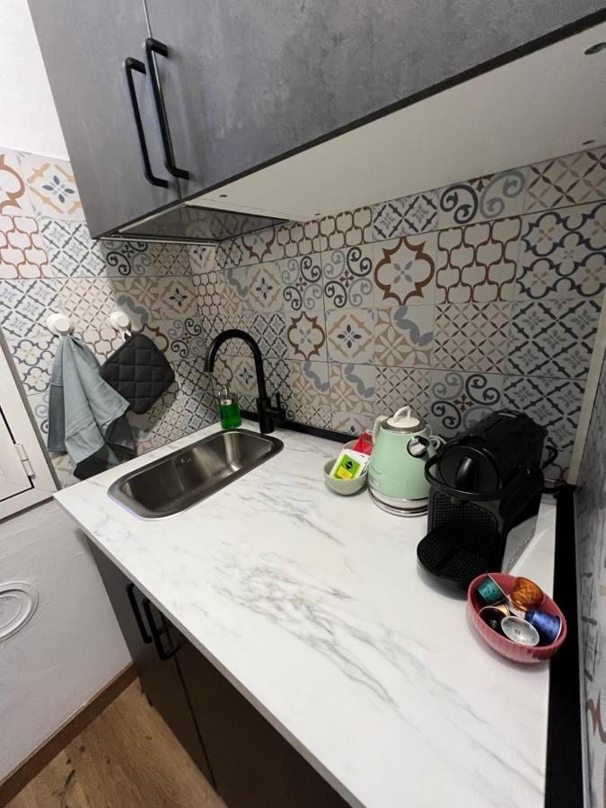 Stylish Apartment 3 Km Away From Duomo - Netflix, Wi-Fi, All Comforts Included 밀라노 외부 사진