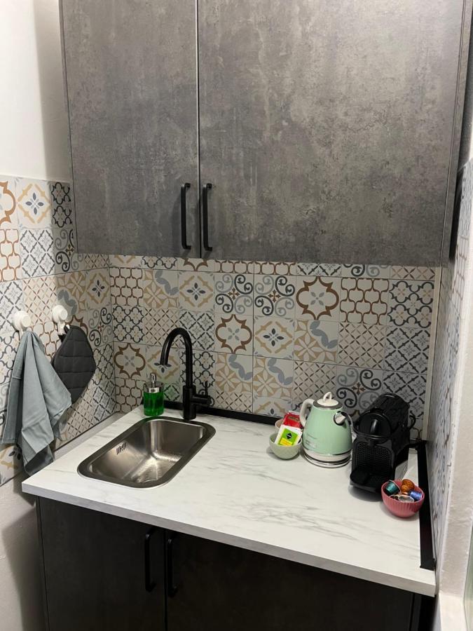 Stylish Apartment 3 Km Away From Duomo - Netflix, Wi-Fi, All Comforts Included 밀라노 외부 사진